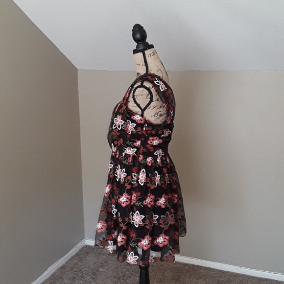 NWT, BCBGeneration Embroidered Tulle Dress - Picture 7 of 16